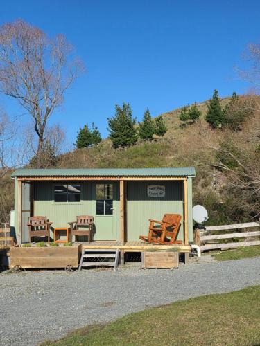 Burkes Pass House | Shepherds Hut Gateway to Tekapo and the MacKenzie District