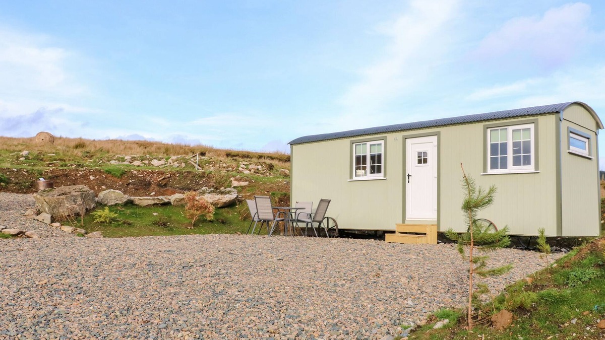 Omagh Cottage | SHEPHERDS RETREAT GLENLARK in Greencastle, County Tyrone