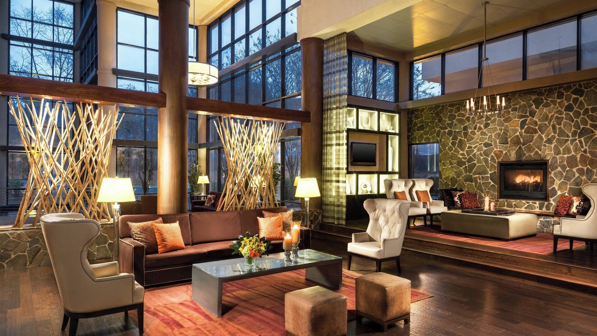 Paw Creek Hotel | Sheraton Charlotte Airport Hotel