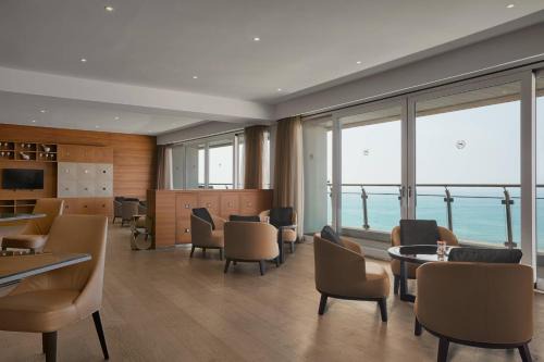 Algiers Hotel | Sheraton Club des Pins Resort