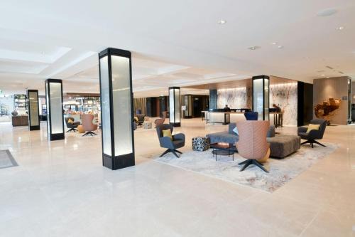 Laval Hotel | Sheraton Laval Hotel