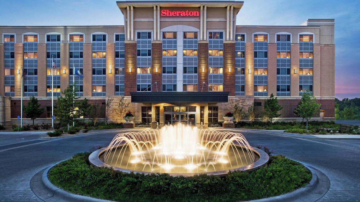 Woodbury Hotel | Sheraton St. Paul Woodbury Hotel