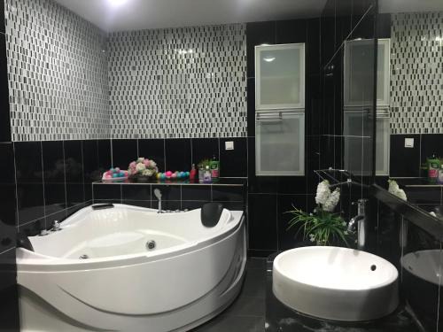 Pasir Gudang House | Sherry Luxury Homestay