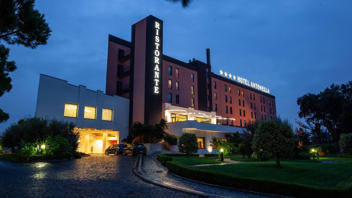Pomezia Hotel | SHG Hotel Antonella