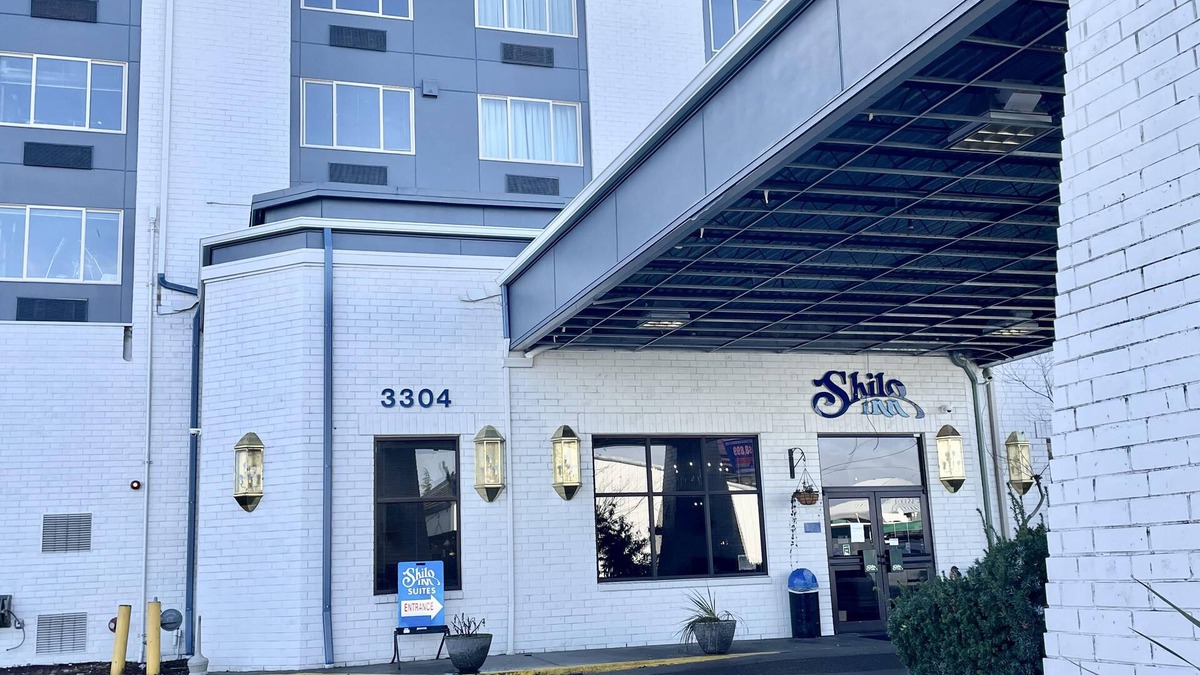 Salem Hotel | Shilo Inn Suites - Salem