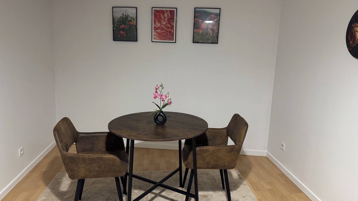 Beaucroissant Apartment | Shiloh - Room in shared apartment - Centre Beaucroissant