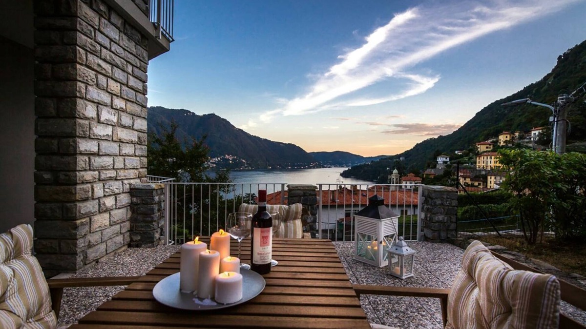 Moltrasio Apartment | Shimmering Waters - My Home In Como