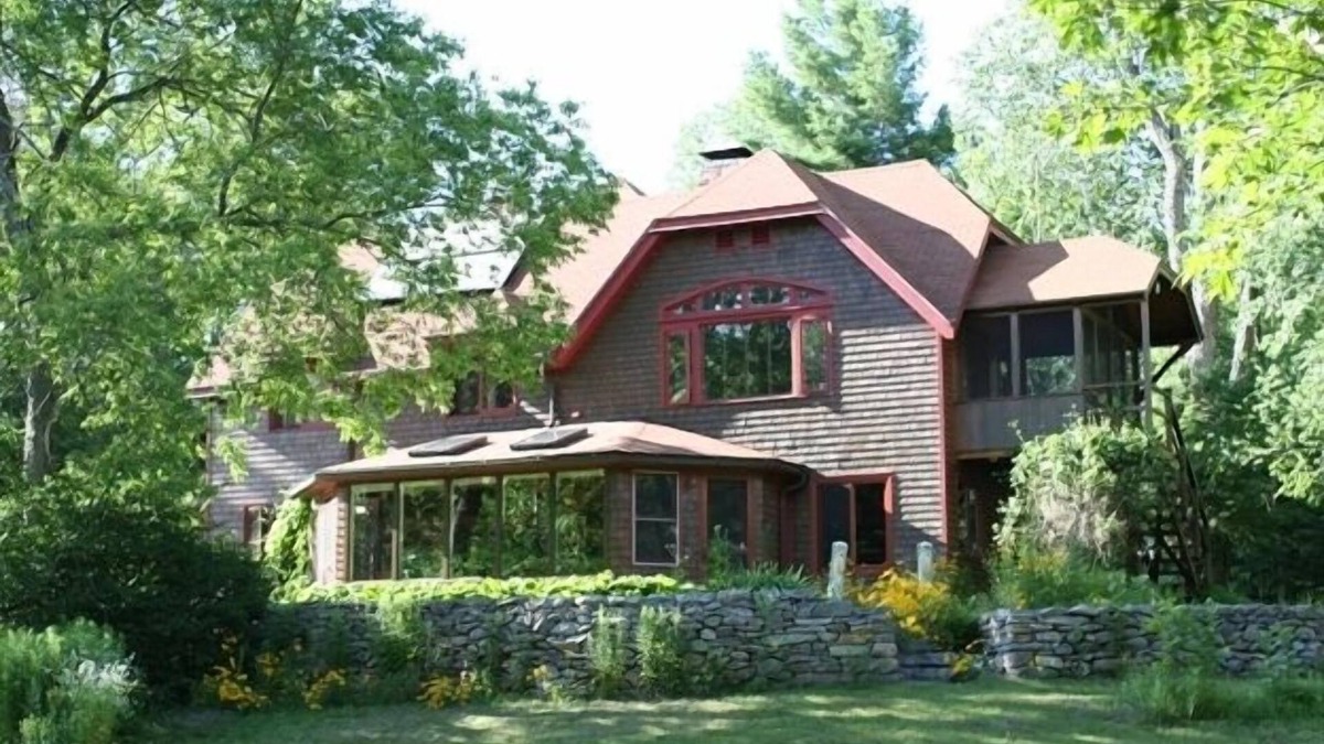 Washington House | Shingle style, Timber Frame, Berkshire Cottage beside babbling brook