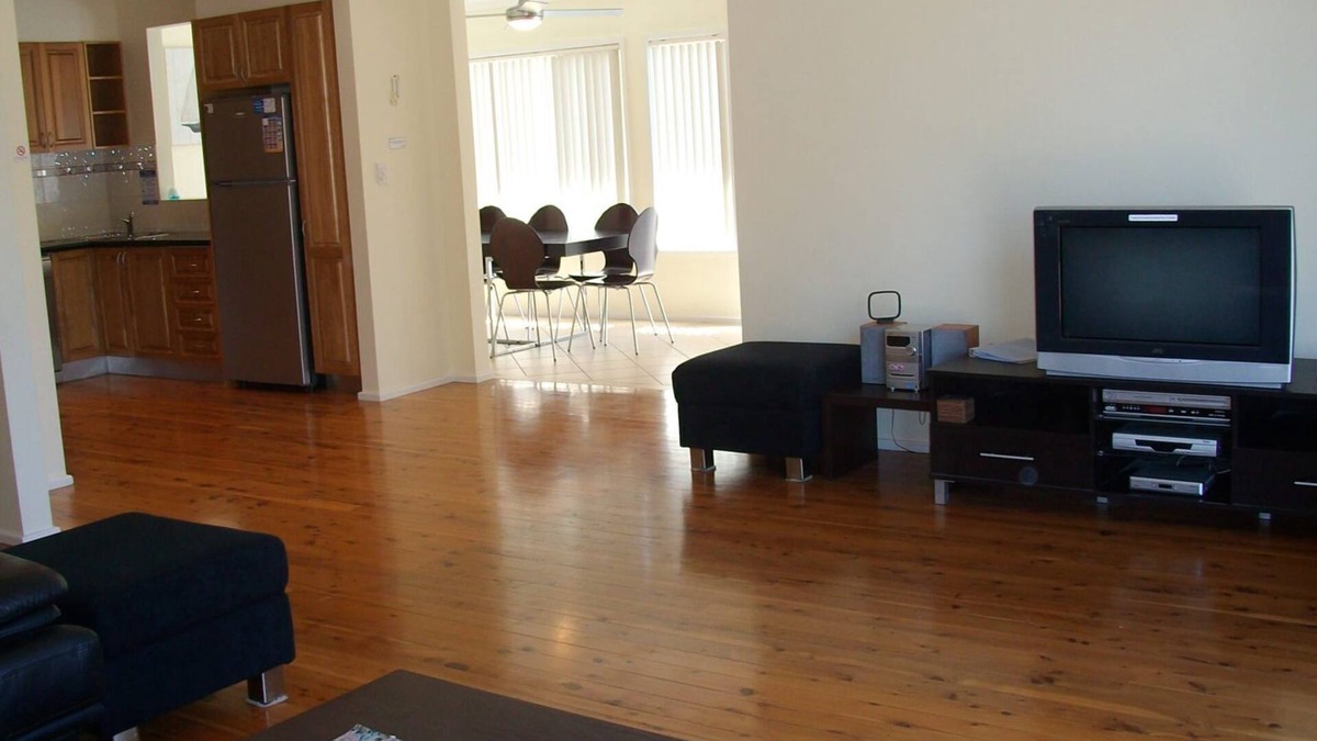 Shoal Bay House | Shoal Bay holiday house