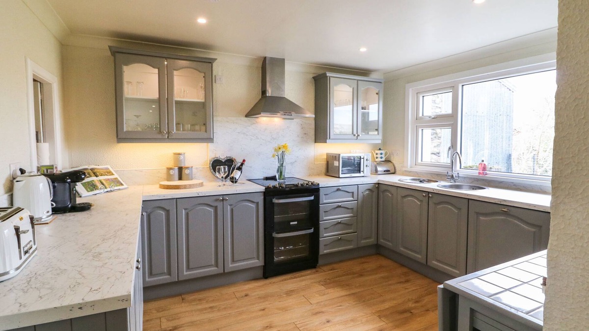 Ardgroom Cottage | Shoemaker's Rest