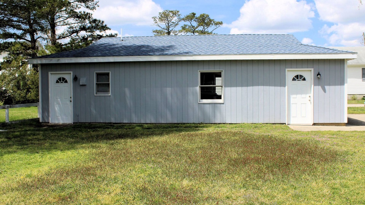 Chincoteague Cottage | Shore Bird - 1 BR Studio Cottage with open floor plan. NO LINENS PROVIDED