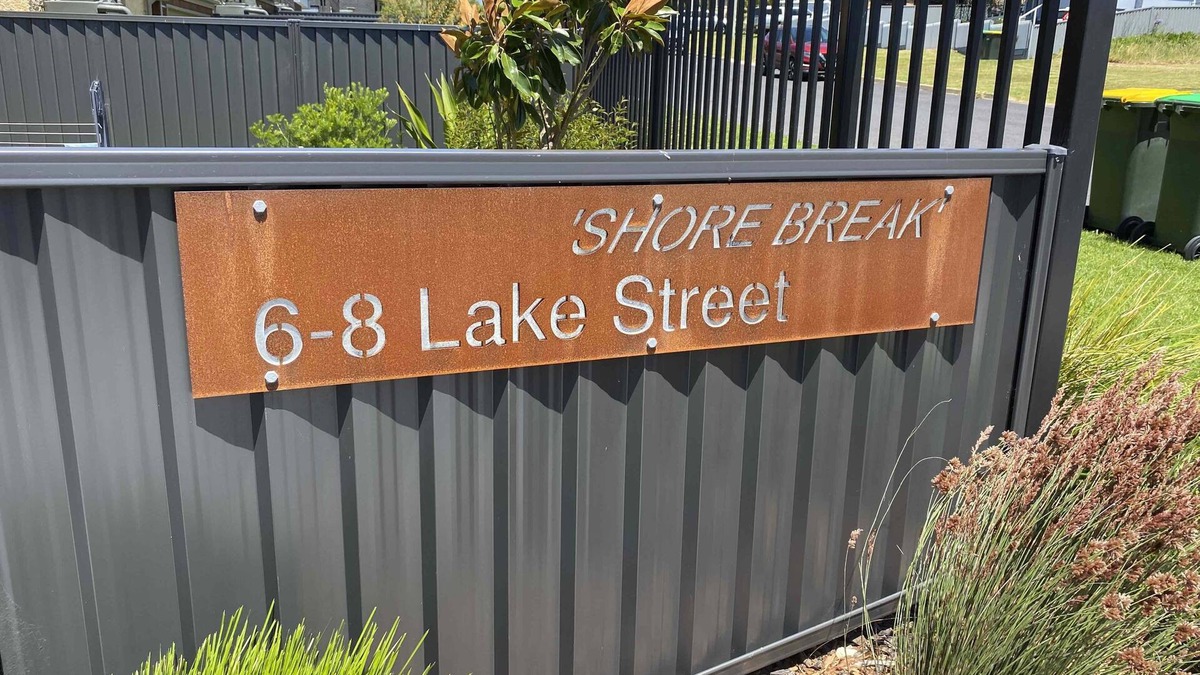 Eden Apartment | Shore Break 5: Unlimited wifi and right at the beach