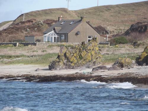 Bellochantuy House | Shore Cottage