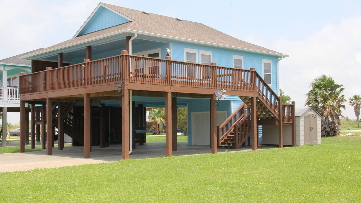 Galveston House | Shore Fun! 3/2 Beachhouse, Holiday Beach Subdivision, Close to Everything!