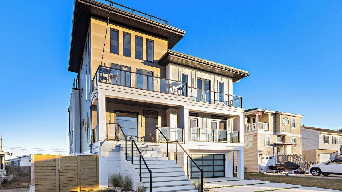 Somers Point House | Shore House, Swimming Pool, 6 Bds, 7 Baths, 2 Car Garage, Roof Decks, etc.