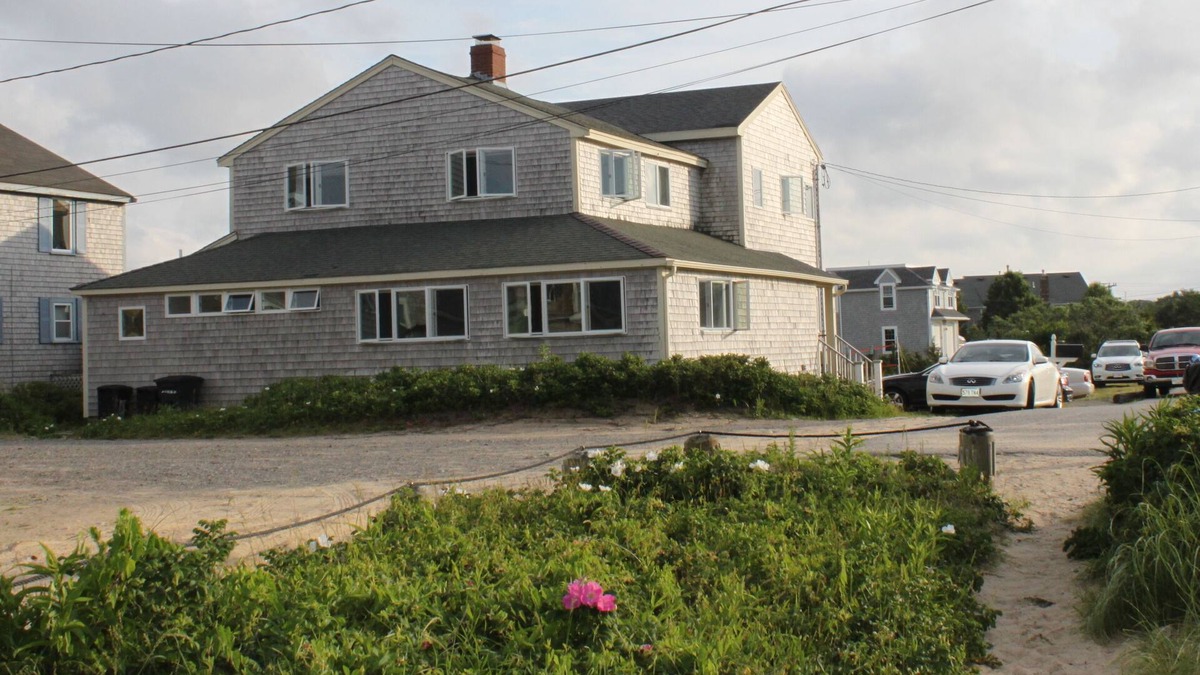 Ocean Bluff-Brant Rock House | Shoreline Serenity: Your Coastal Escape