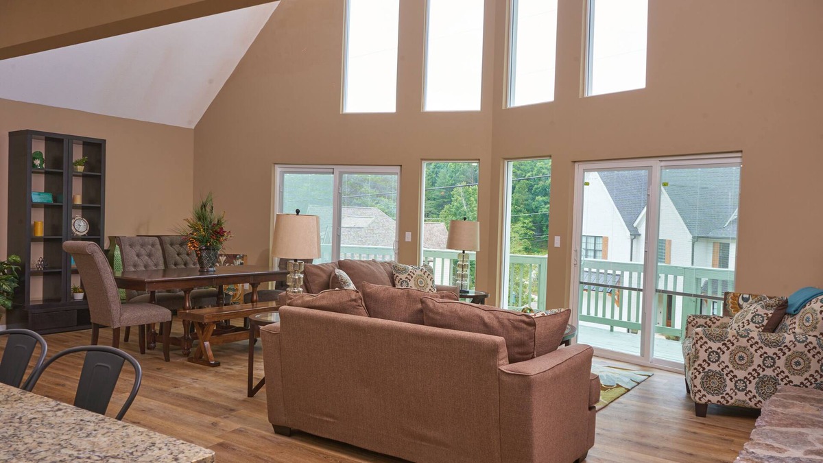 Bal Habor Ski Chalet | Shoreline View Corporate Rental - Close to I-75 & Downtown "Nooga