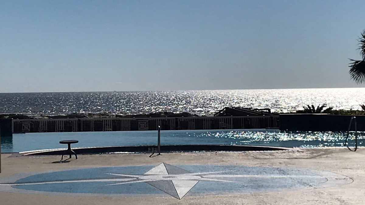 Red Fish Cove Condo | Shores N Sunsets, beautiful Pointe West Galveston Bay & Beaches