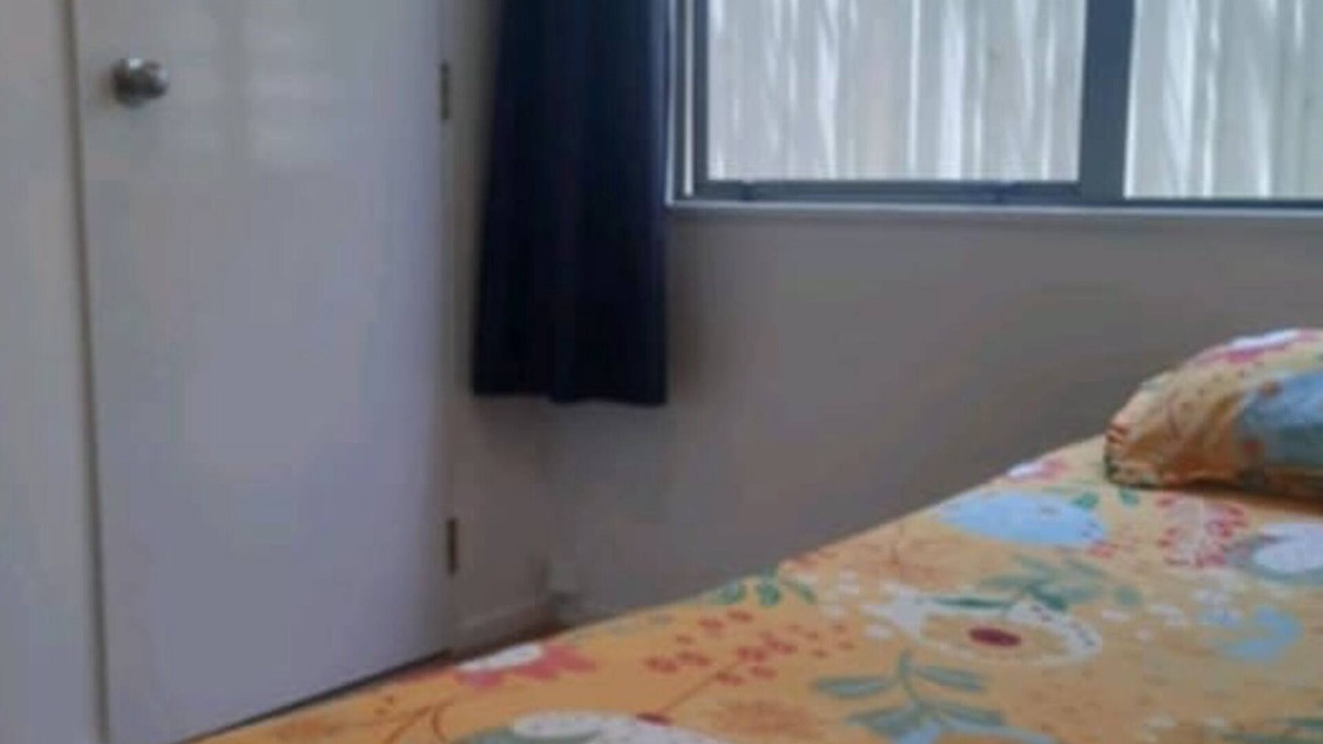 Papamoa Beach House | Short & cheaper stay for Single person