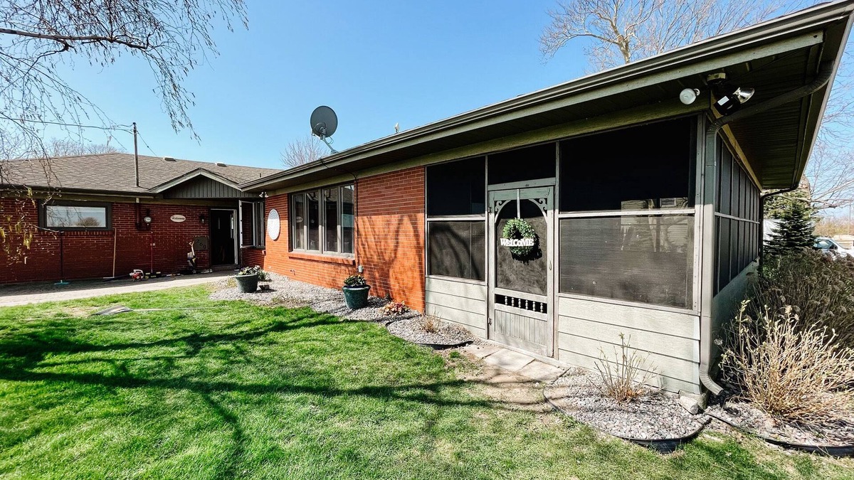 Leamington House | Short Drive to Point Pelee! Forget Your Worries in This Spacious & Serene Space
