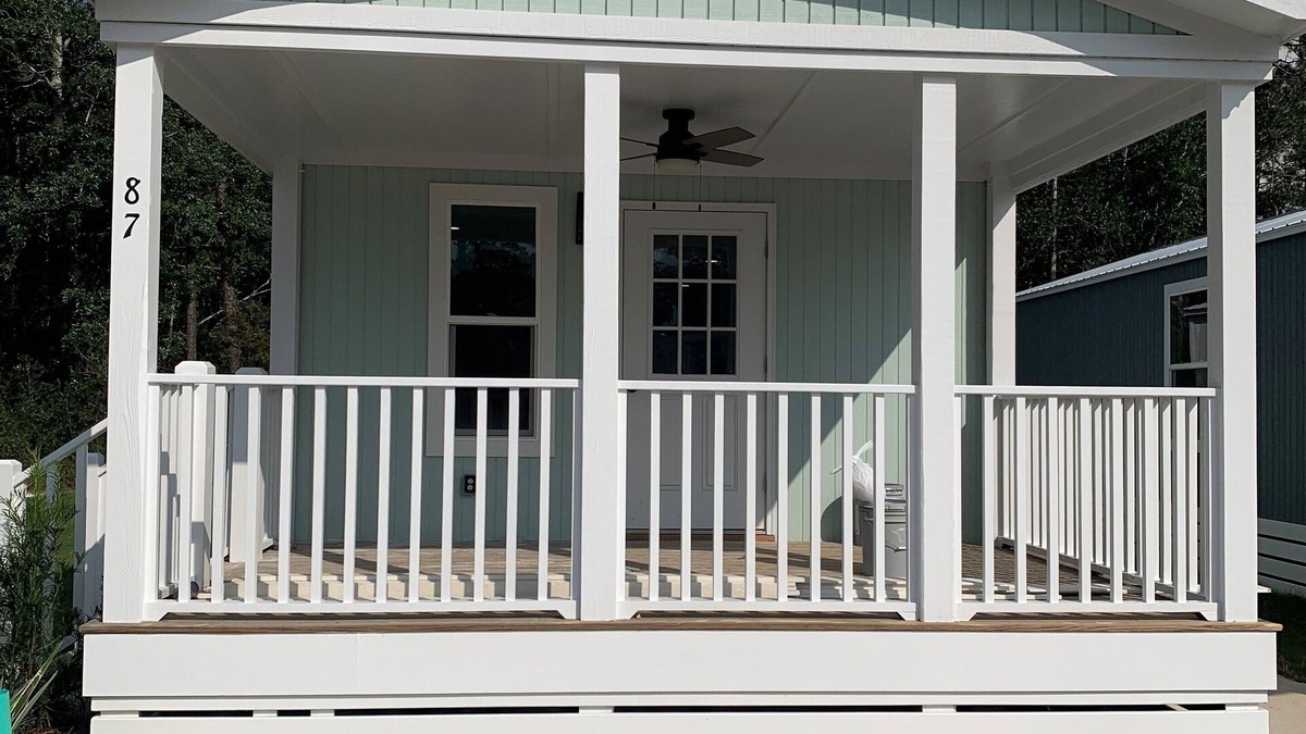 Freeport Cottage | Short drive to the beautiful 30-A beaches!nCozy Riverwalk Landing Cottage 1-A