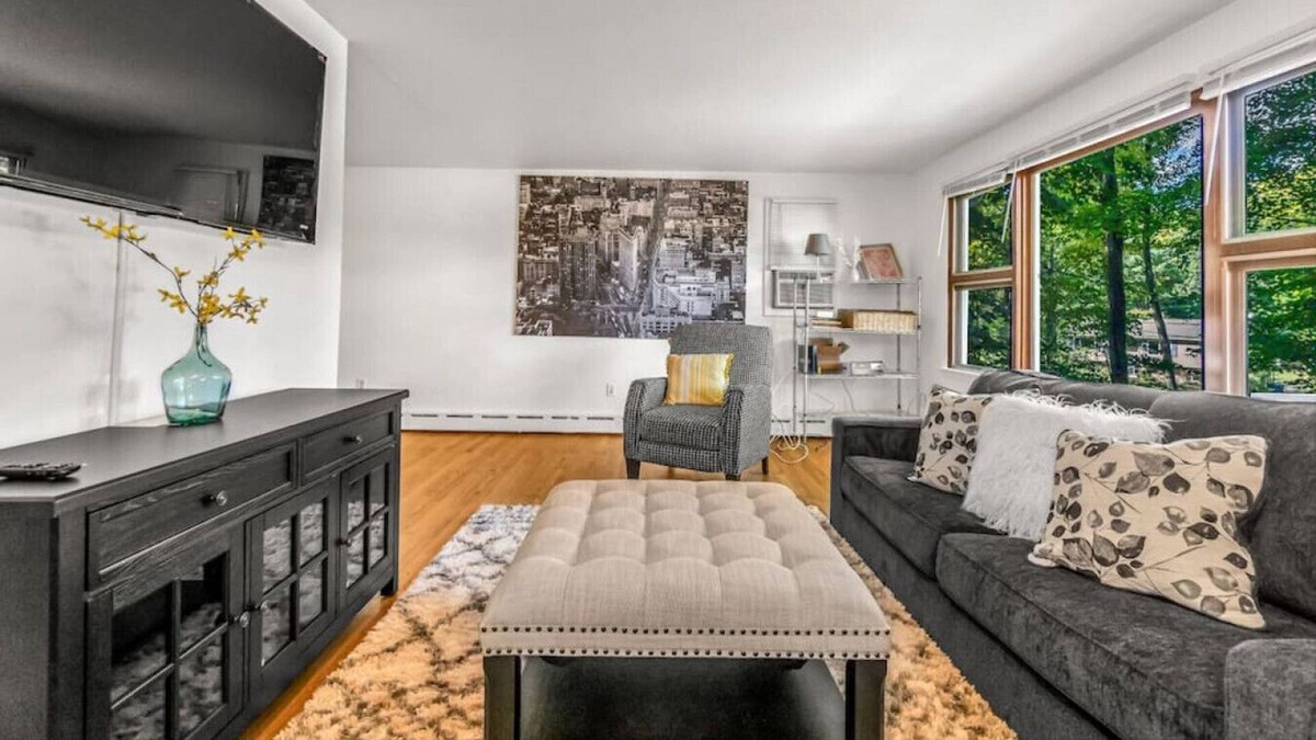 Hamden House | Short stay gem near Quinnipiac University