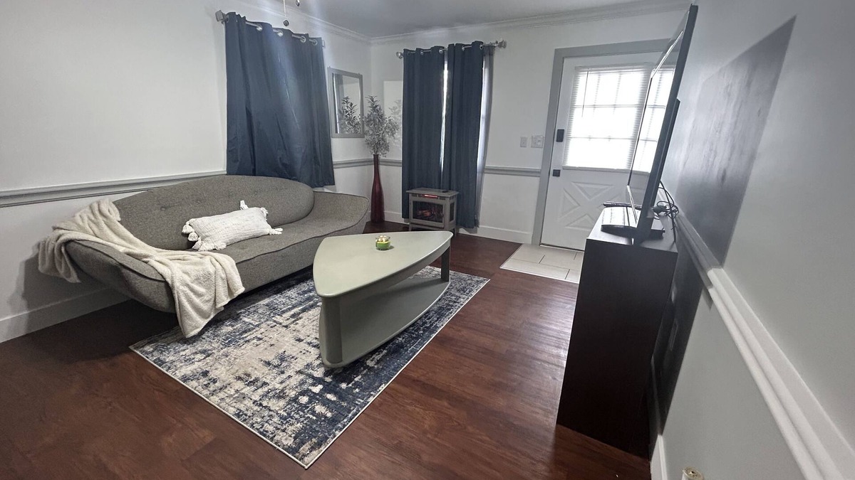 Ranson Apartment | Short term 1bdrm apartment