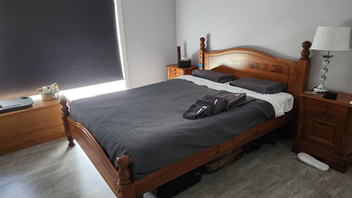 Griffith House | Short term stay perfect for the business travellernPet friendlyn