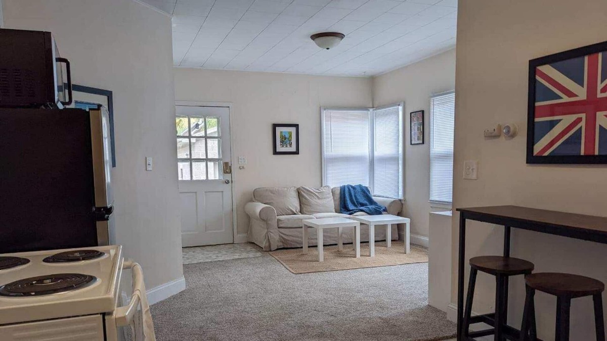 Luverne Apartment | Short Term Workforce and Weekend Hiking Retreat.