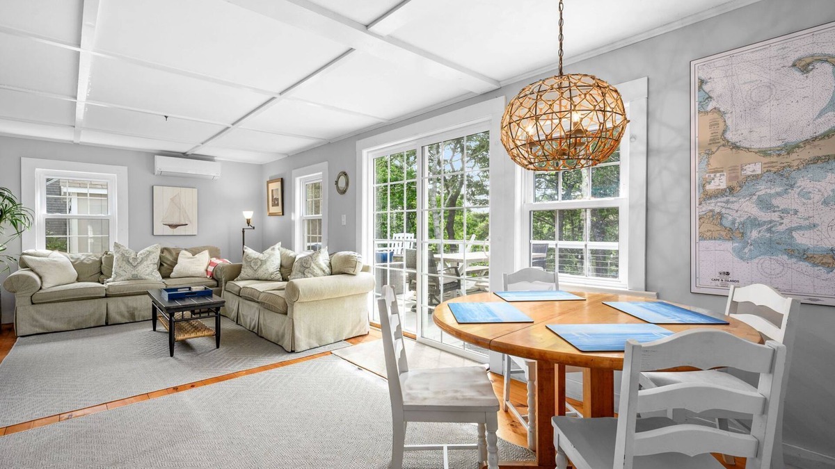 West Chatham Cottage | Short walk to beach, A/C, pets okay, large yard
