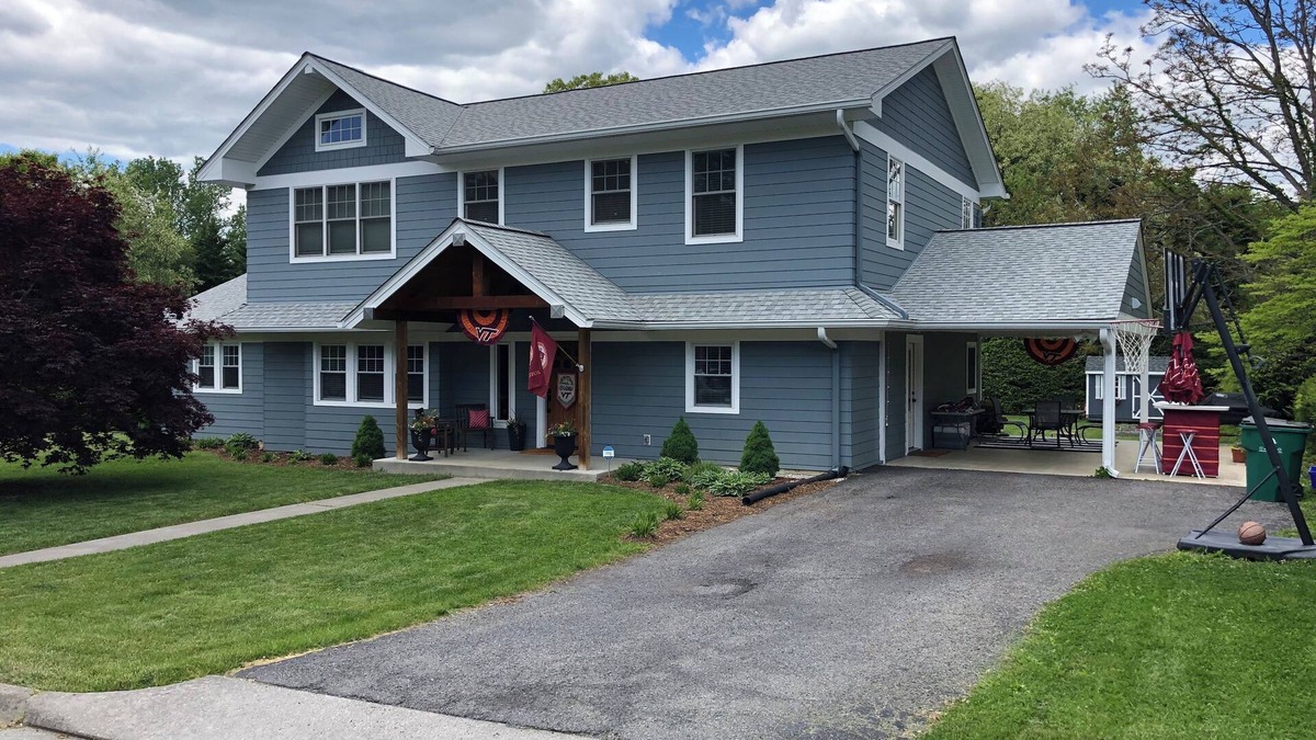 Blacksburg House | Short walk to Lane Stadium, VT, and downtown Blacksburg!