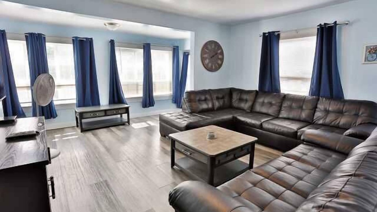 Oneonta Apartment | Shortstop Apt 2 - All Star Baseball Rentals