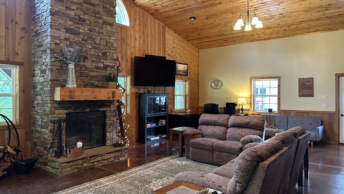 Janesville House | Shouse and or a house