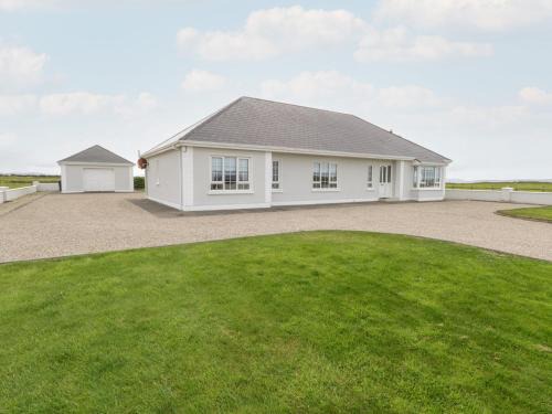 Saula House | Shraigh Beach