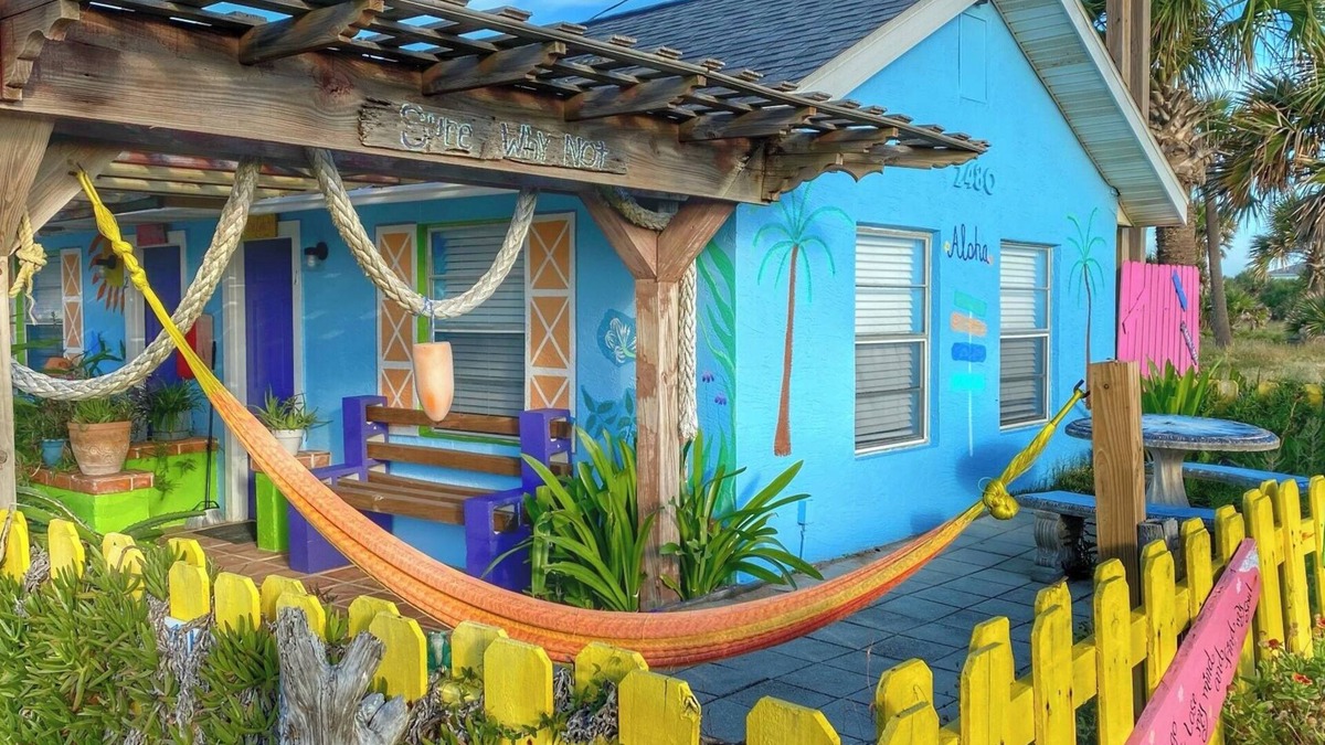 Beverly Beach Hotel | Si Como No Inn