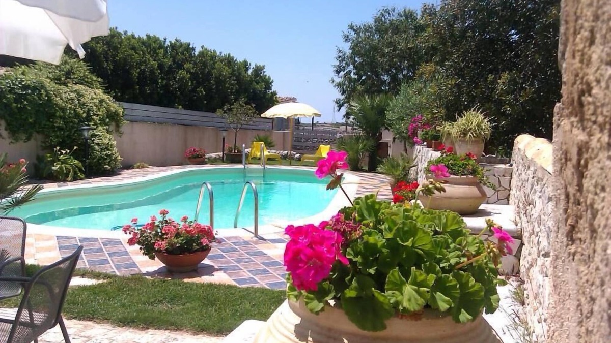 Tresauro Villa | Sicily - Typical holiday villa with swimming pool 6/8 Pax