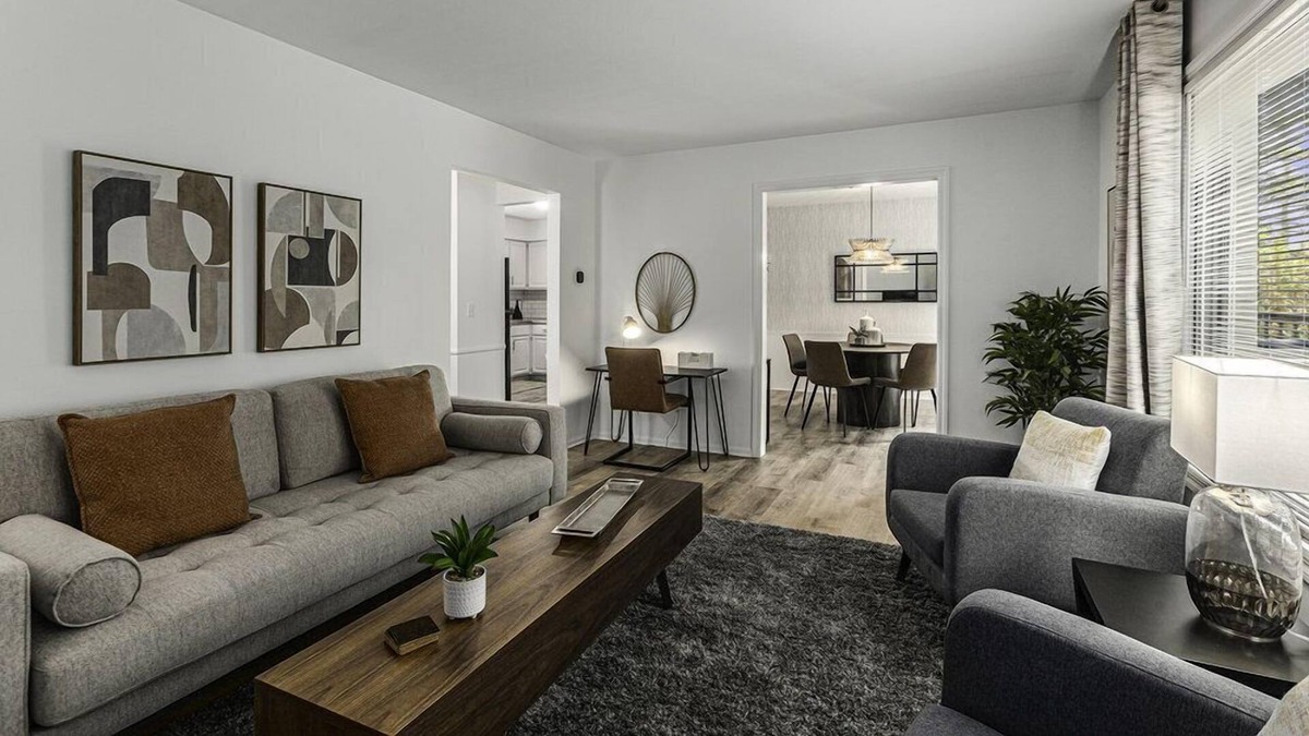 Forest Hills Condo | Side by side duplex w/ private driveway, yard and easy access to everything