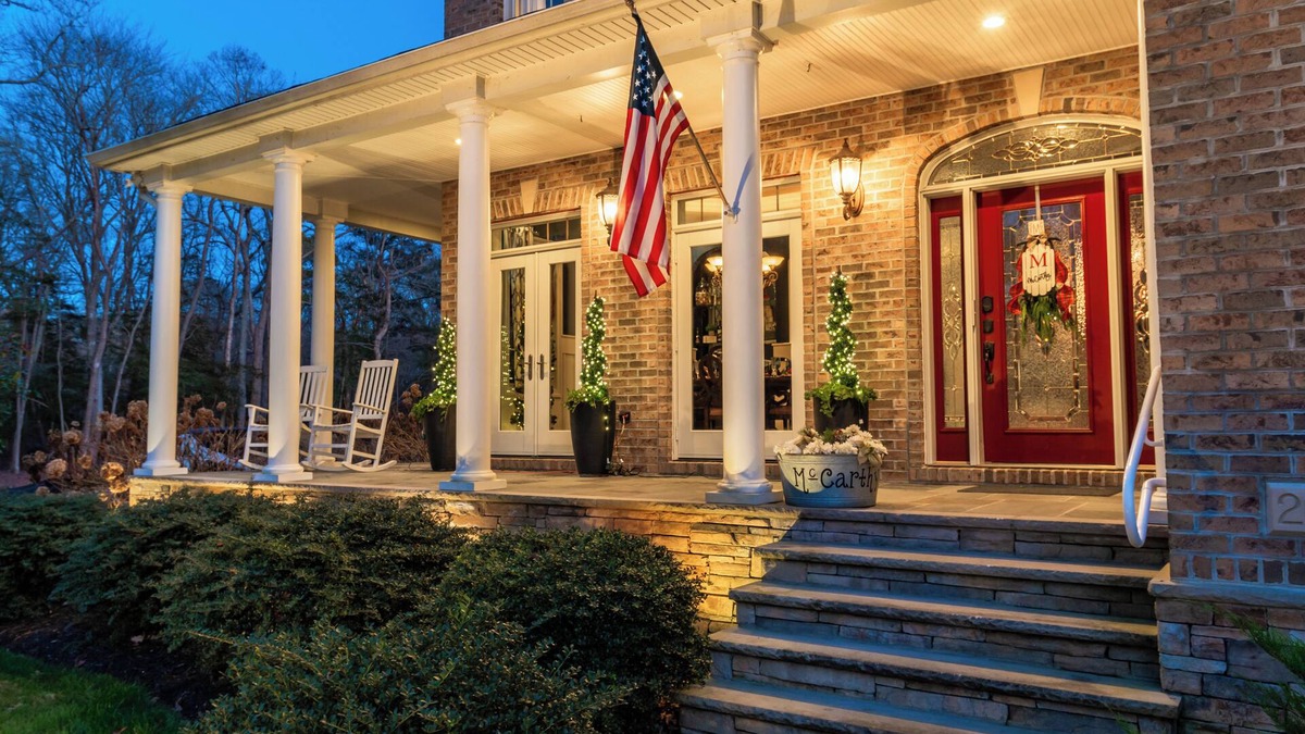 Berlin House | Side by Side homes, 7 bedrooms, +Den, 5 full bath, sleeps 18, Assateague: 1.5Mi.