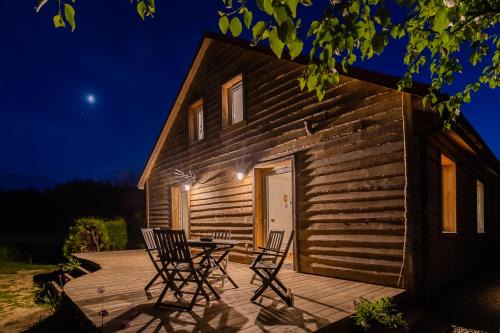 Wizajny Apartment | Siedlisko Wiłkupie, Dom nad stawem