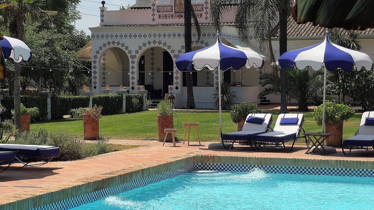 Manises Villa | Siente el alma de España en Villa Paula