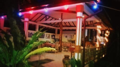 Inamaluwa Resort | Sigiri Holiday Inn