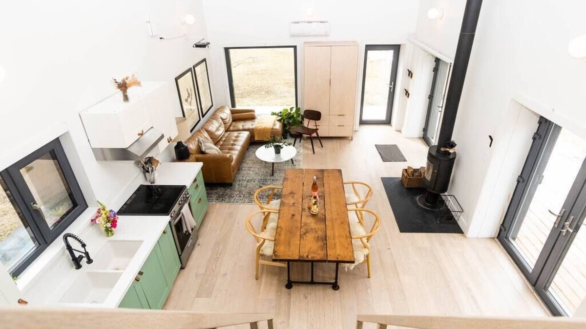 Bongard House | Signal House is Waiting for you!