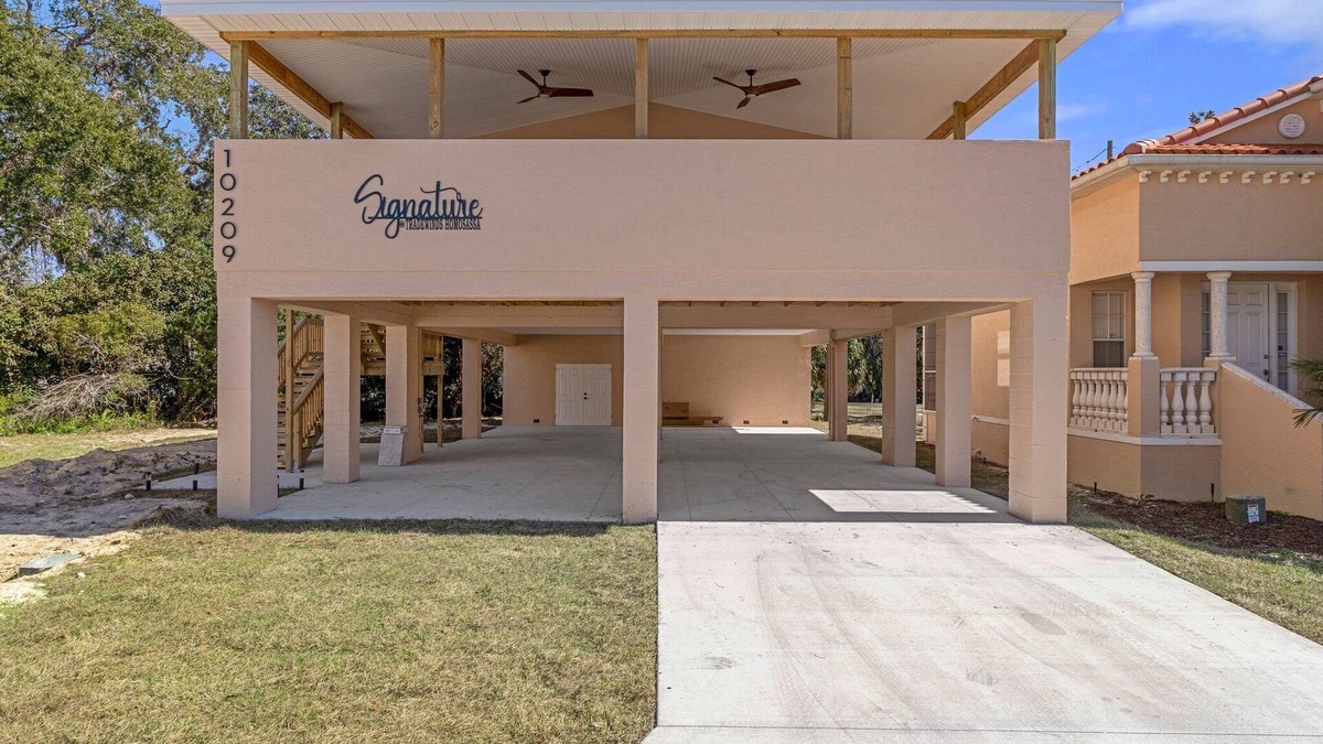 Homosassa Villa | Signature@TradeWinds Homosassa. Charming 3-bedroom villa, brand new, 2025