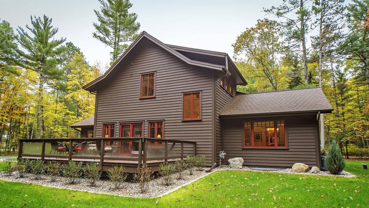 Manitowish Waters House | Silent Sport Getaway- only steps away from 50+ miles of bike trails