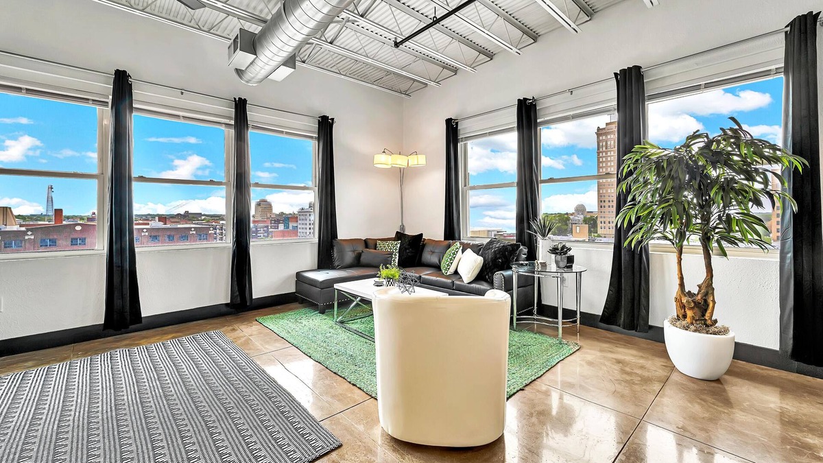 Brazos Condo | Silos Studio