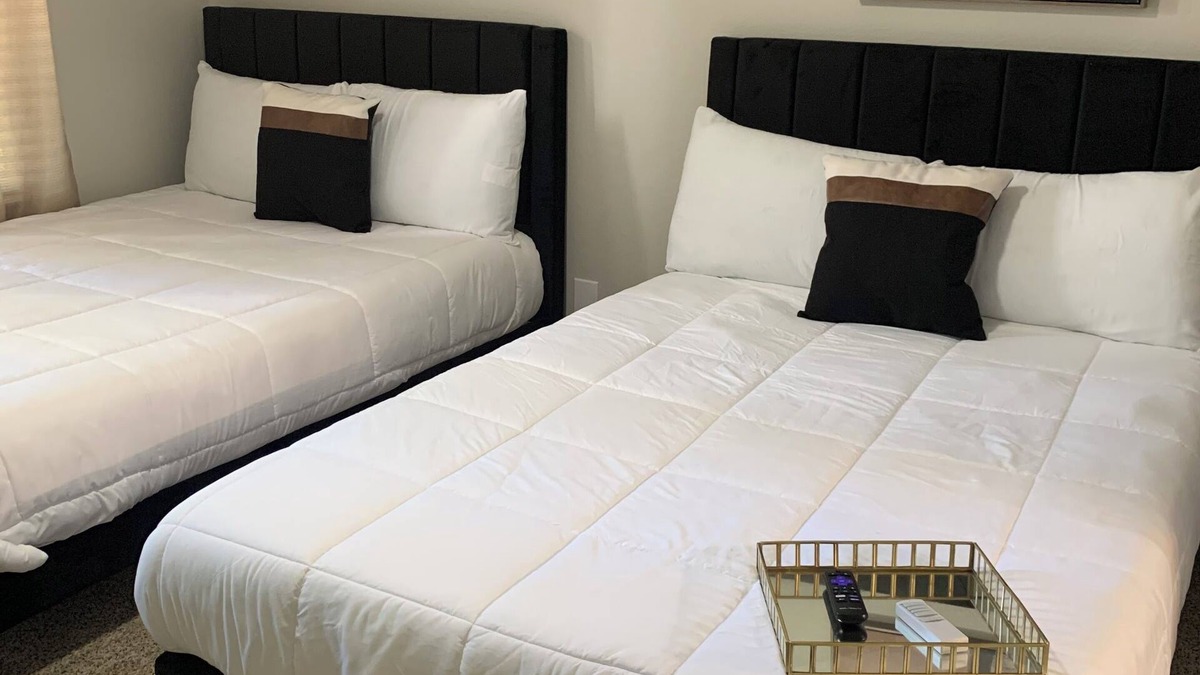 Huntsville Apartment | Silva Signature Suite-1st Floor near UAH w/Pool