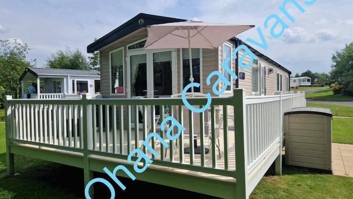 Prestonpans Cabin | Silver 3 bedroom Caravan located at Seton Sands H