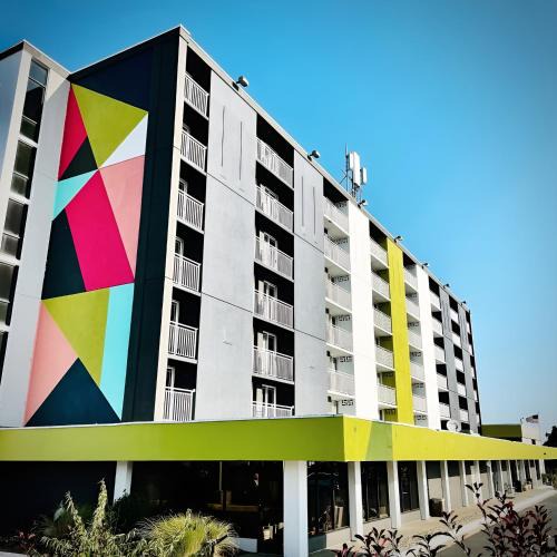 Saint Joseph Hotel | Silver Beach Hotel