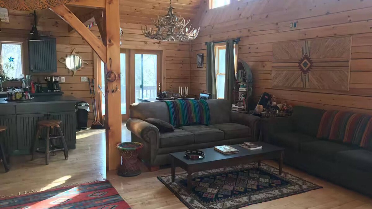 Keene Cabin | Silver Bear Cabin, 15 minutes from Whiteface!