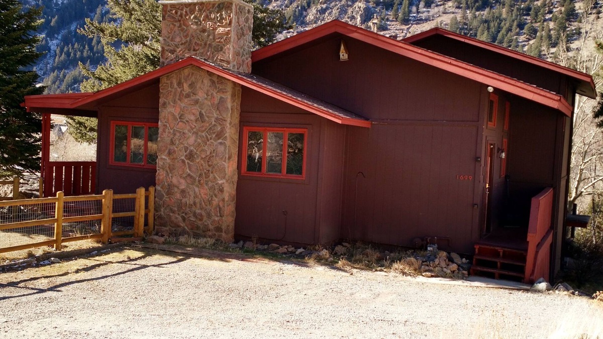 Georgetown House | Silver Cloud Cabin - Pet Friendly! - 15 minutes to Loveland